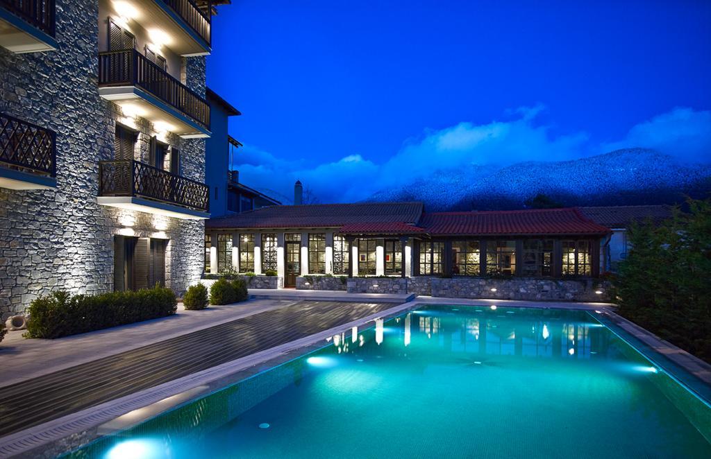 Art Mainalon Hotel Vytina Exterior photo